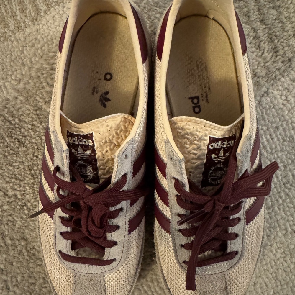 Adidas Women's Cream and Maroon Sneakers sz7